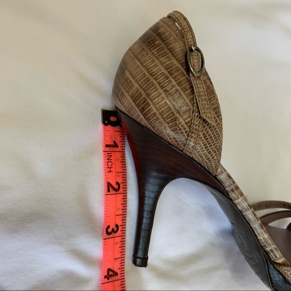 Kenneth Cole Leather, faux alligator open toe strappy high heels, made in Spain - Picture 7 of 12